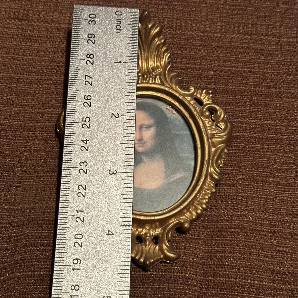 Vintage Mid Century Ornate Gold Plastic Miniature Frame Mona Lisa Hong Kong 626